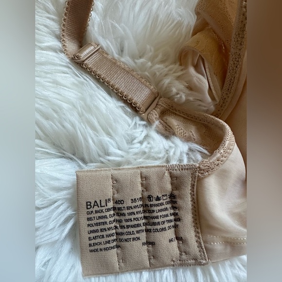 Bali One Smooth U bra Convertible Straps Lace woman’s 40D underwire comfort - Picture 6 of 6